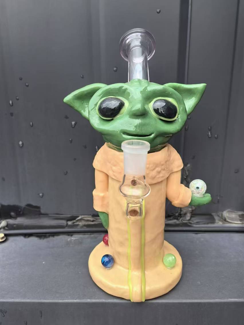 custom glass pipes branding