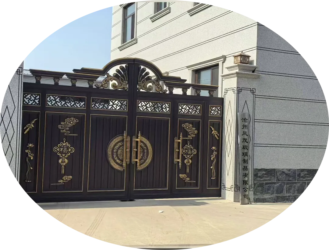 About Elfglass glass pipe manufacturer showing factory and team history