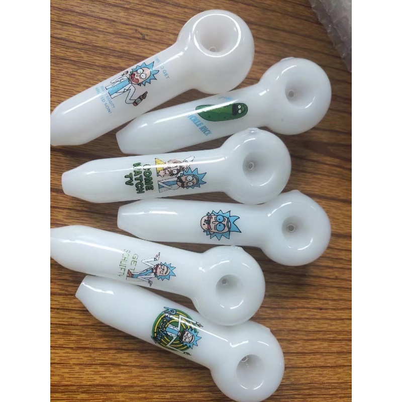 Beginner’s Visual Guide to Glass Pipe Types - glass pipe product photo