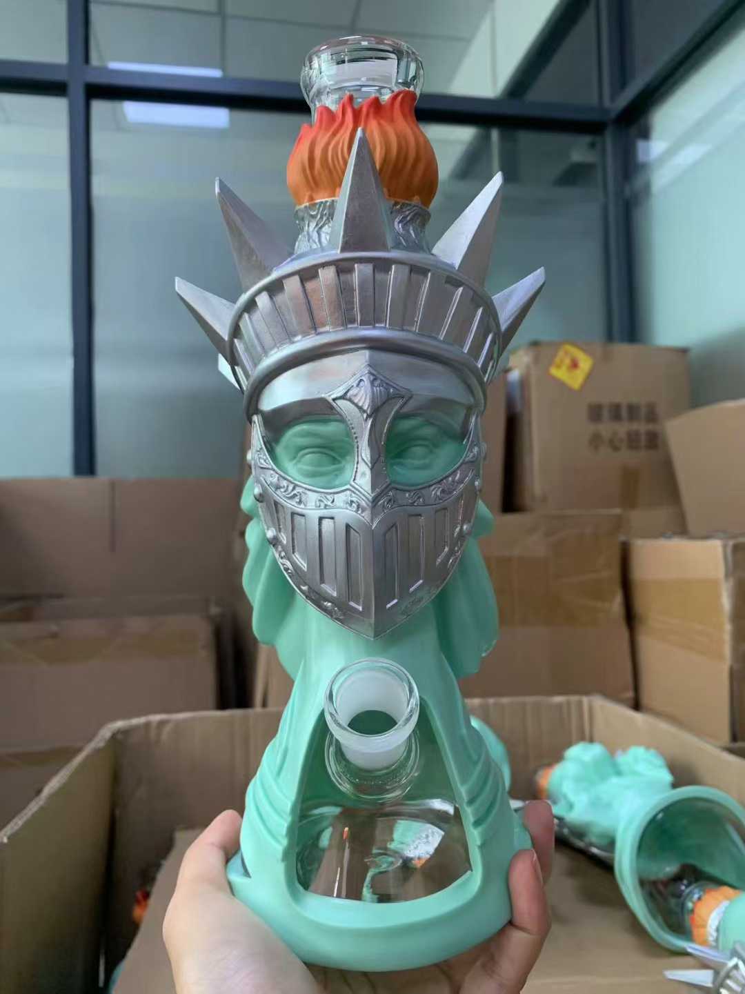 Sculptural Statue of Liberty glass bong pushing custom design limits