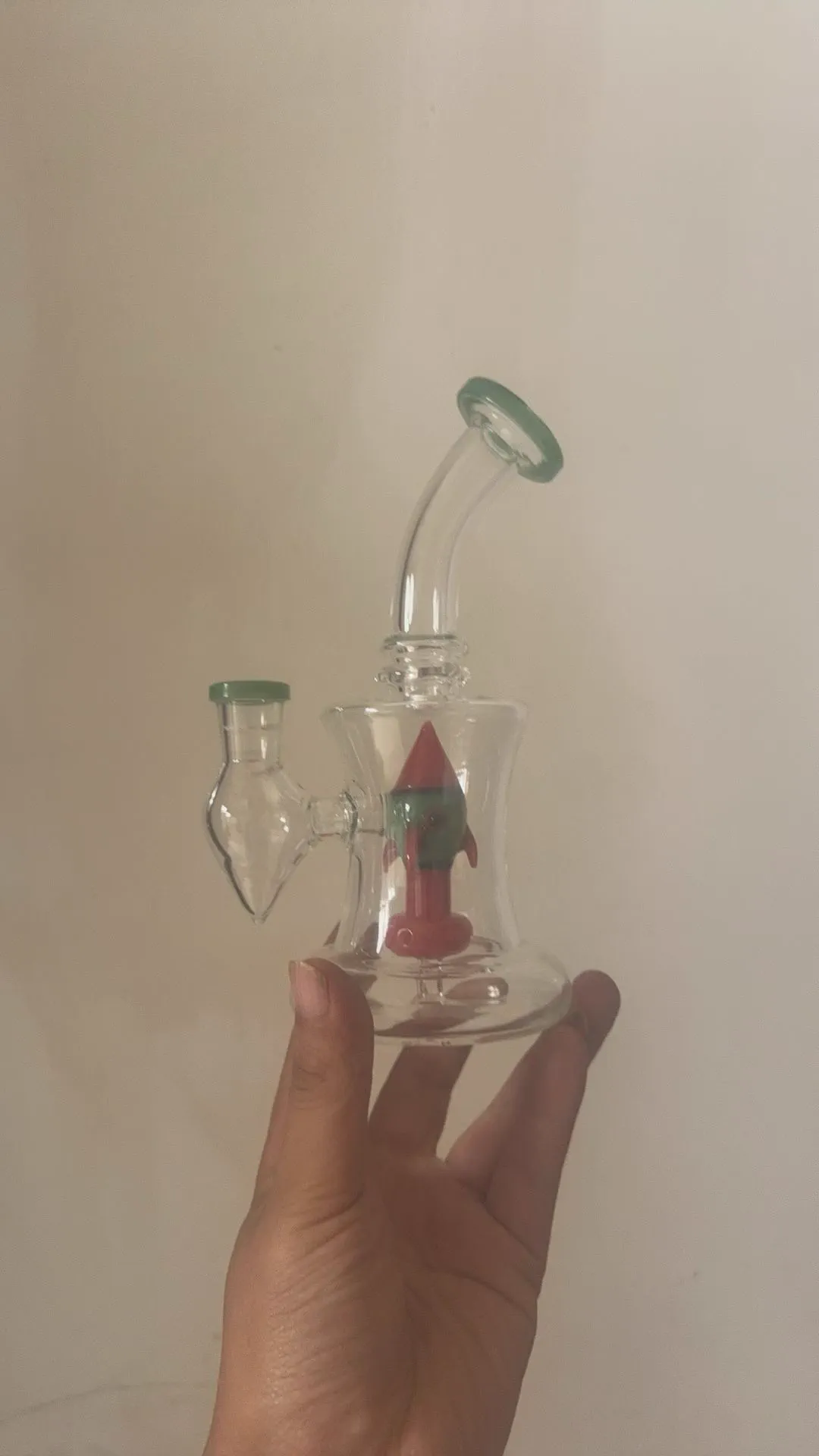 Glass pipe quality control process showing inspection steps for wholesale orders