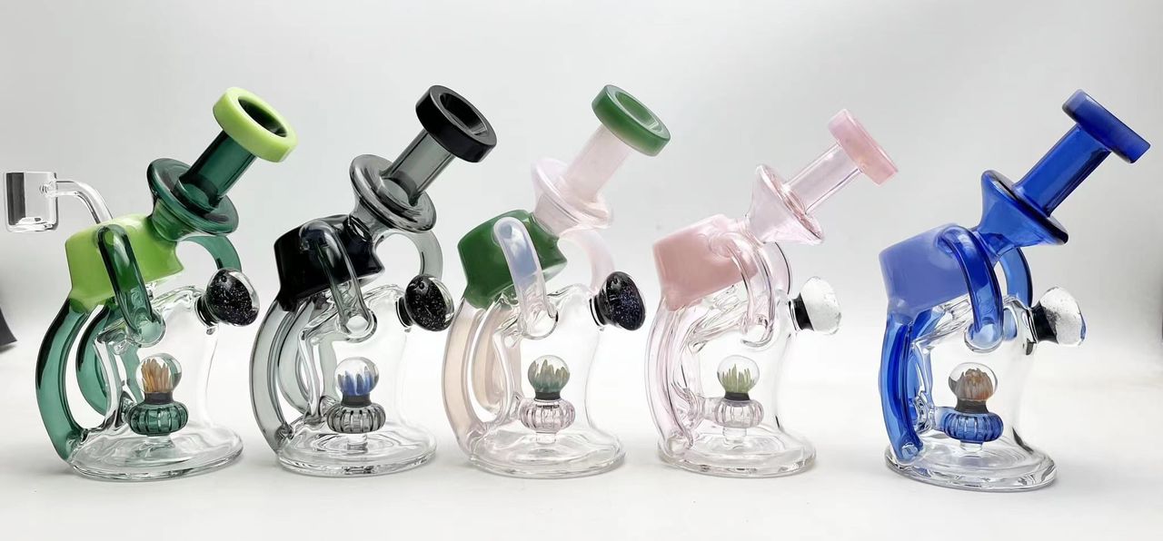 Wholesale Glass Pipes MOQ 100: Trial Orders for Retailers - glass pipe product photo